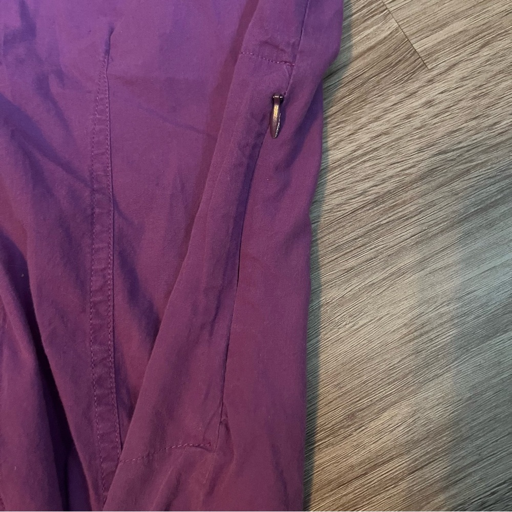 Parelli Equestrian Button Down Shirt; Small Women’s - Picture 6 of 9